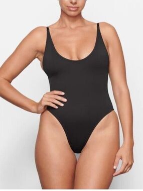 SKIMS scoop neck one piece NWT ONYX